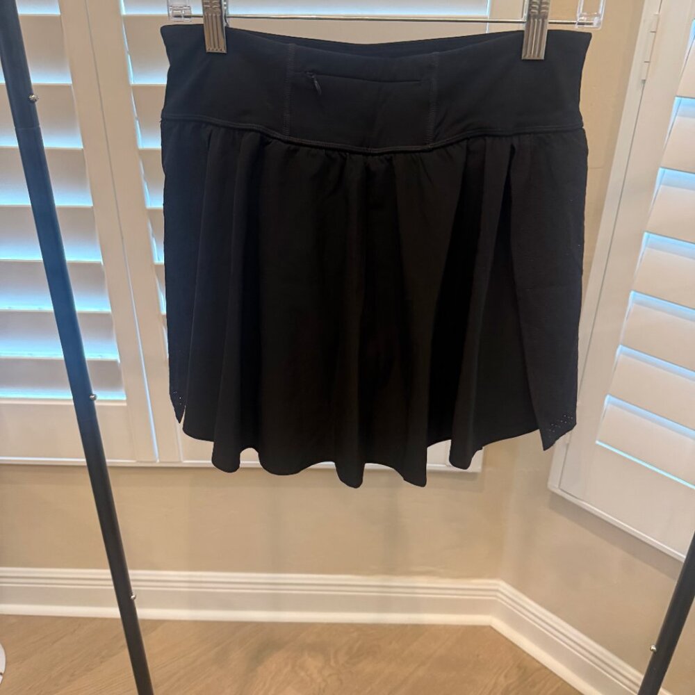 SPANX Black Get Moving Skort, Size L, EUC - Picture 2 of 3